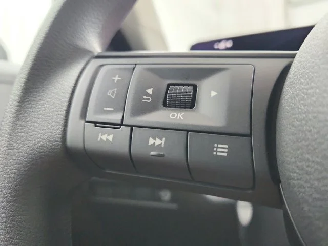 New 2027 Gray Nissan S image 23
