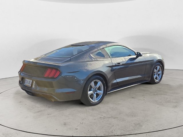Used 2016 Magnetic Ford V6 image 5