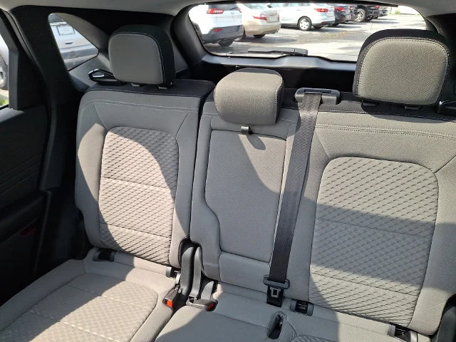Used 2022 Gray Ford SE image 18
