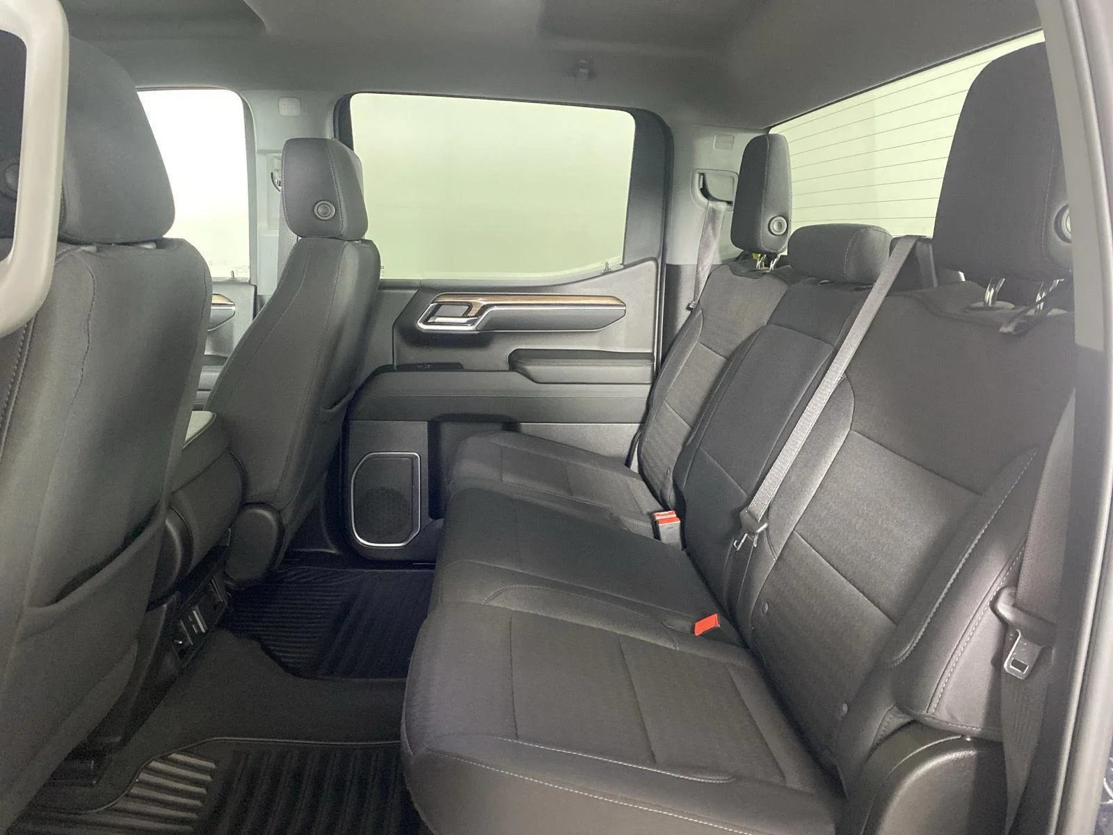 Used 2024 Dark Ash Metallic Chevrolet LT image 23