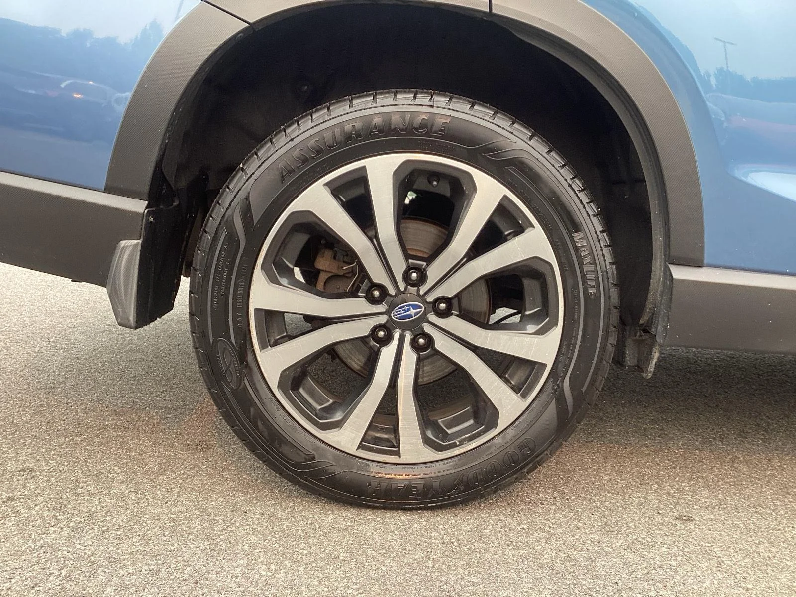 Used 2020 Horizon Blue Pearl Subaru Limited image 22