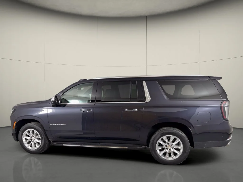 Used 2025 Dark Ash Metallic Chevrolet Premier image 9