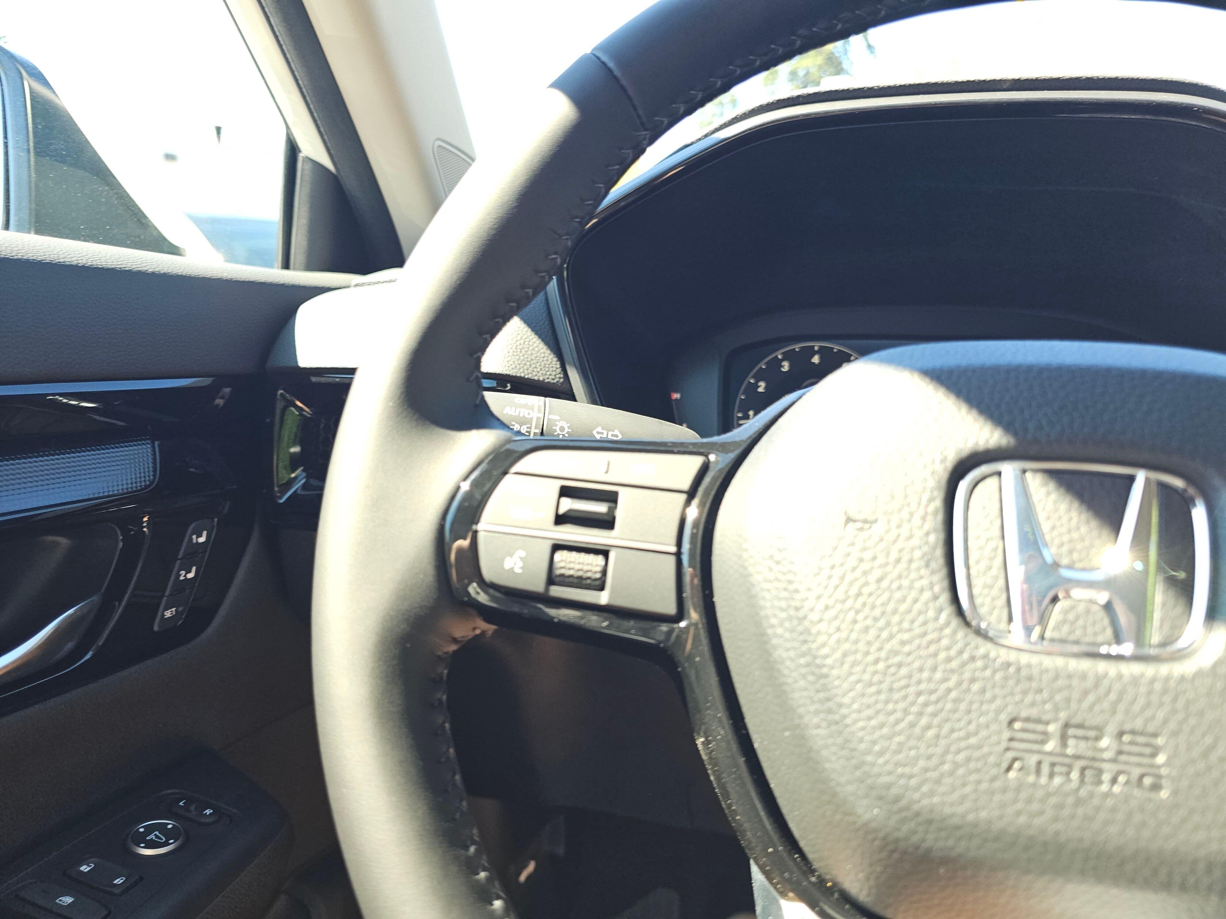 New 2026 Platinum White Pearl Honda EX-L image 33