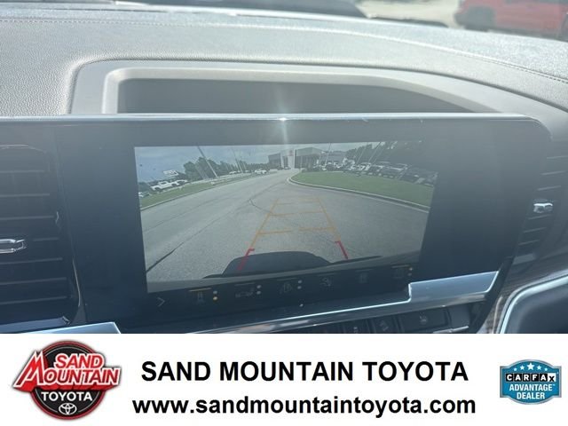 Used 2022  Chevrolet LT Trail Boss image 24