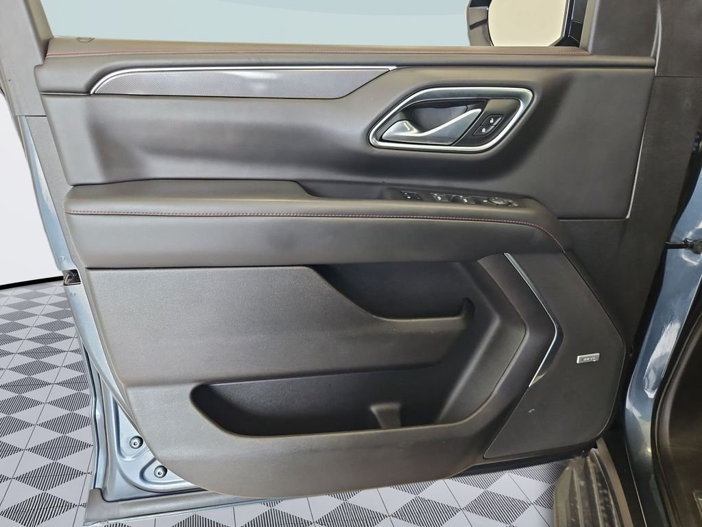 Used 2021 Gray Chevrolet RST image 10
