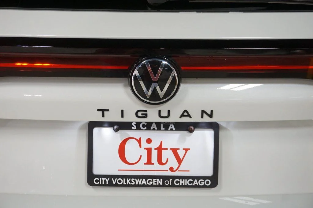 Certified Used 2026 White Volkswagen 2.0T SE R-Line Black image 33