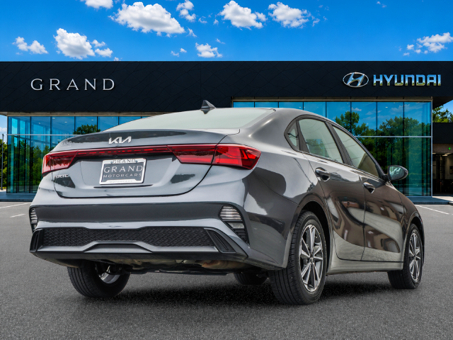 Used 2024 Gray Kia LXS image 6