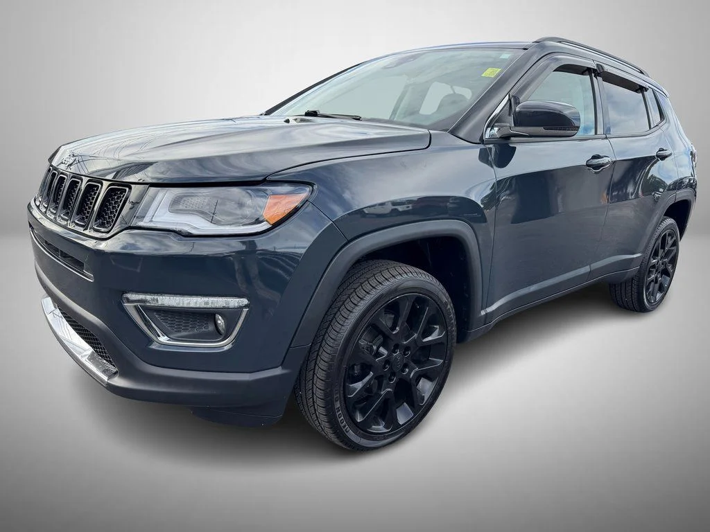 Used 2018 Jeep Compass Limited with VIN 3C4NJDCB1JT282032 for sale in Albertville, AL