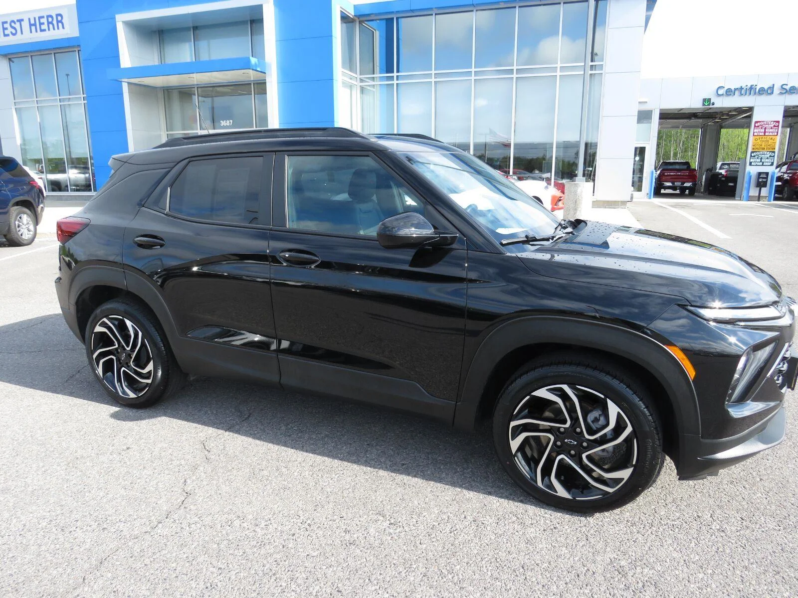 Used 2025 Mosaic Black Metallic Chevrolet RS image 4