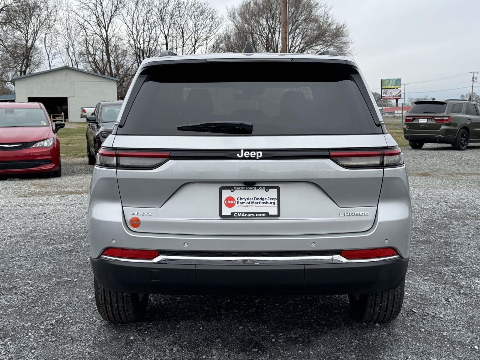 New 2026 Silver Zynith Jeep Laredo X image 22