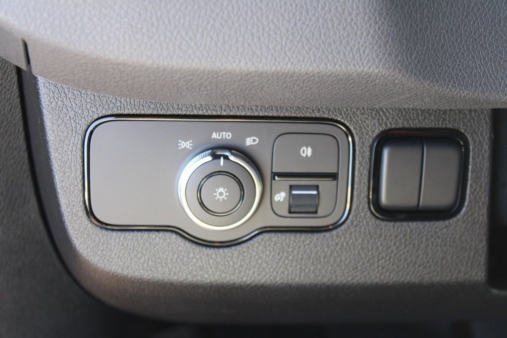 New 2026 Obsidian Black Metallic Mercedes-Benz 15 Passenger 170 WB image 58