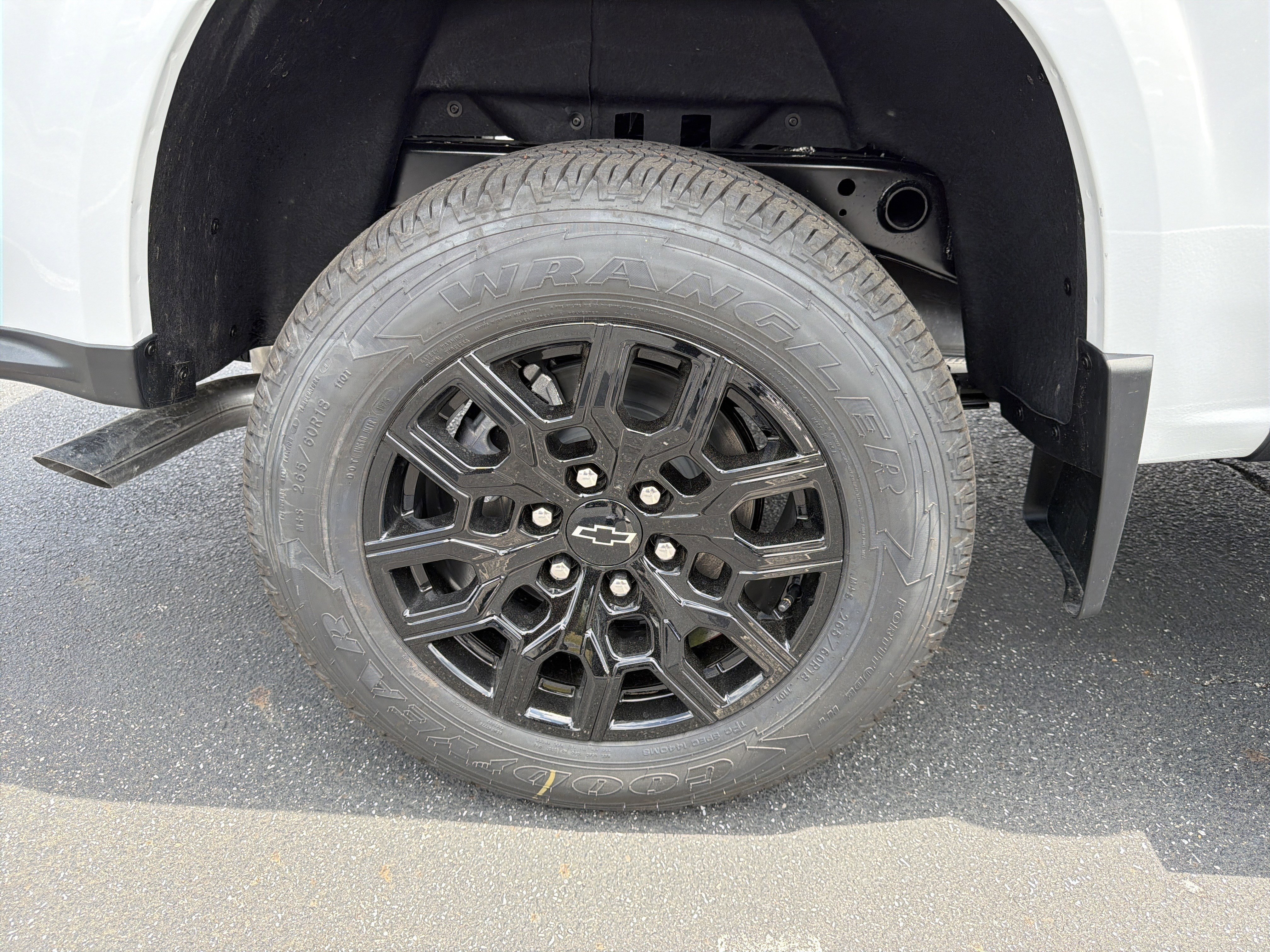 2026 Chevrolet Colorado Work Truck - Photo 17