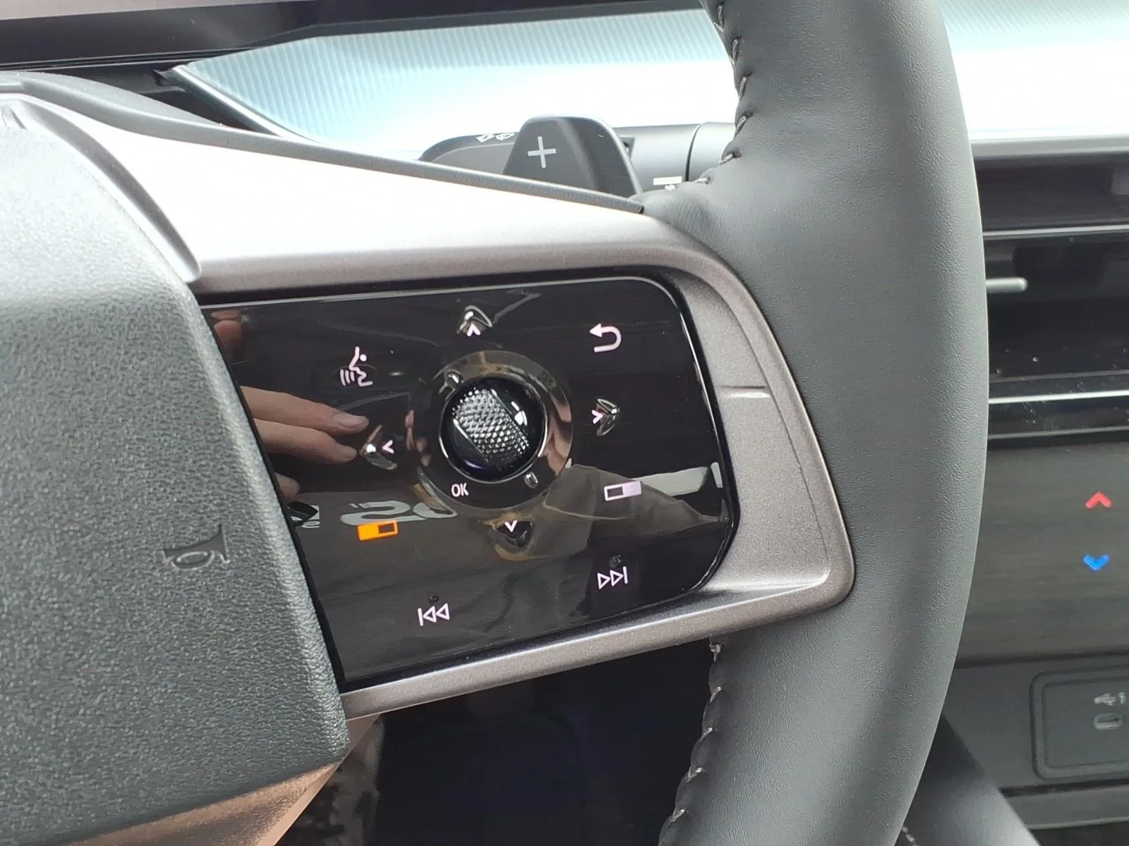 2026 Nissan Murano SL Black at Robbins Nissan