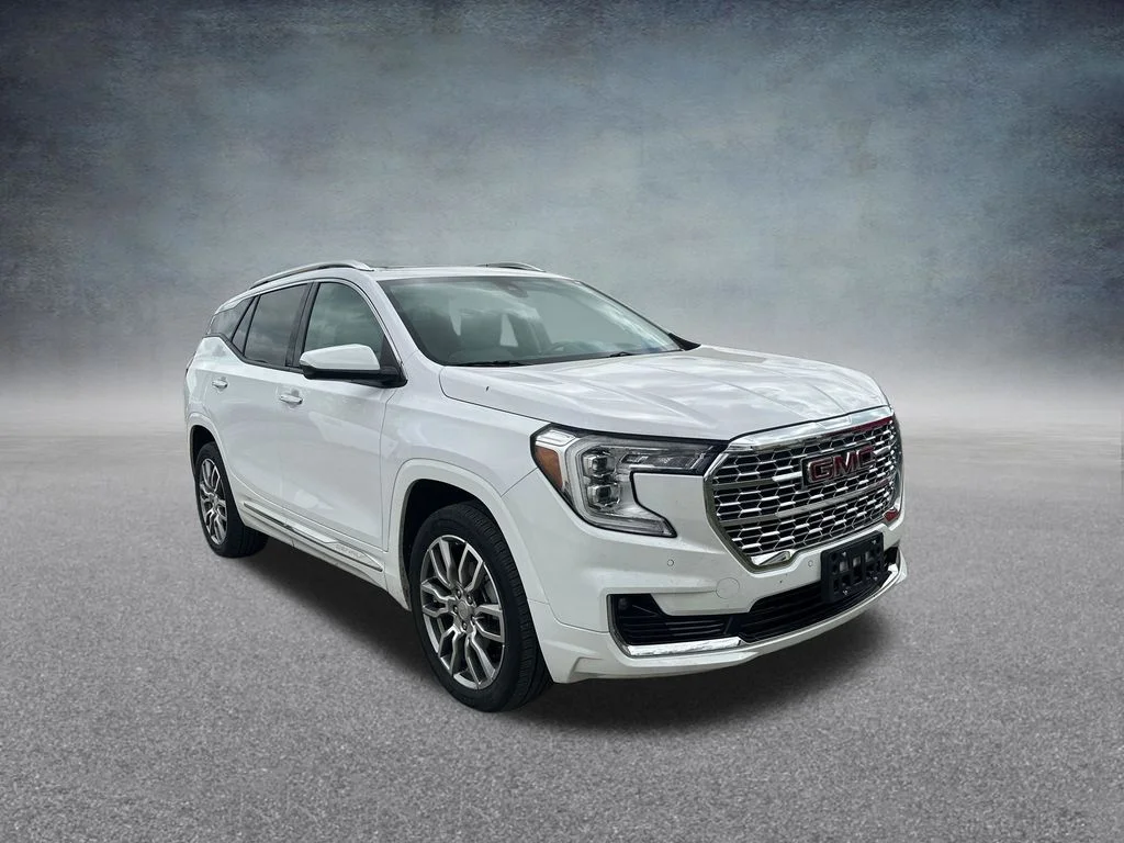 Used 2023 Summit White GMC Denali image 42
