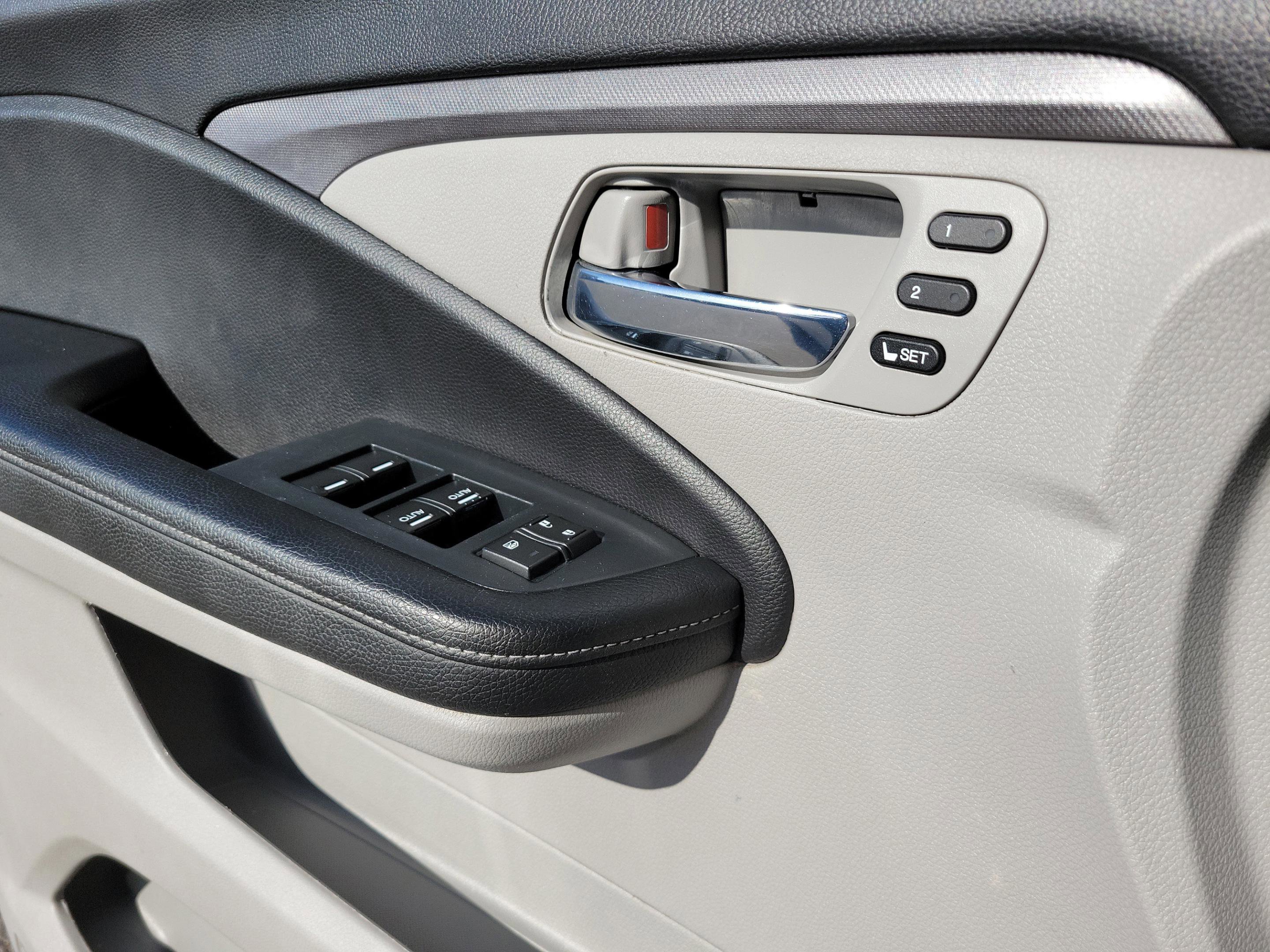 Used 2023 Gray Honda RTL-E image 12