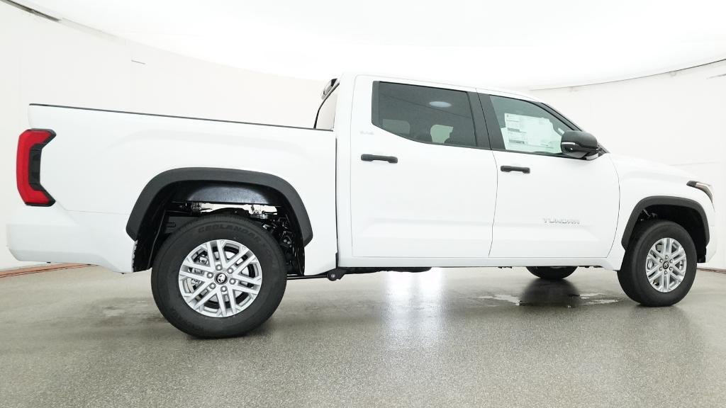 New 2026 Ice Cap Toyota SR5 image 5