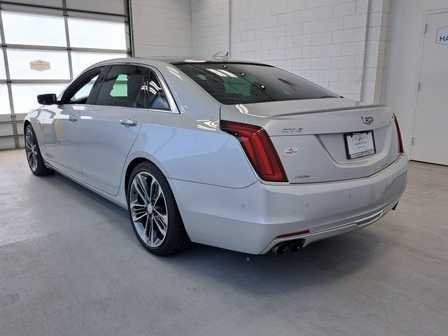 Used 2018 RADIANT SILVER METALLIC Cadillac Platinum AWD image 7