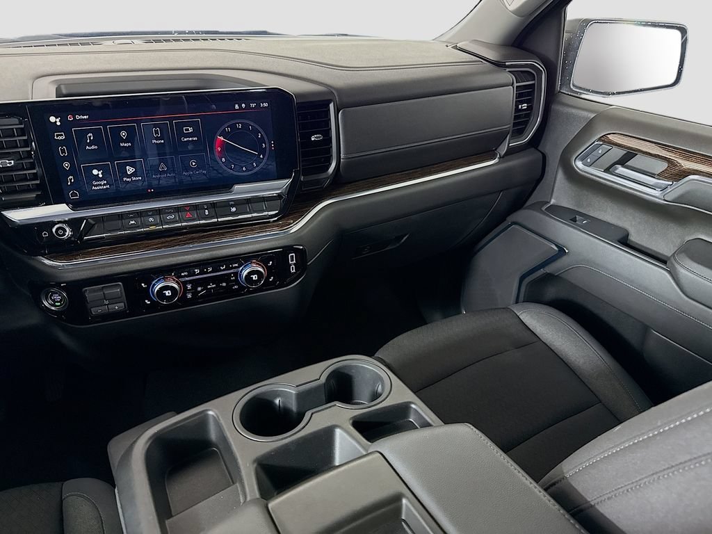Used 2024 Onyx Black GMC Elevation image 22