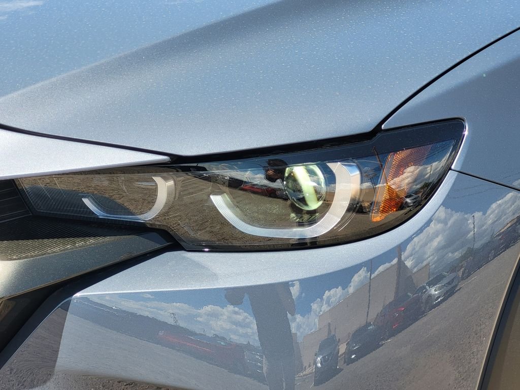 Used 2025 Polymetal Gray Metallic Mazda Preferred Package image 5