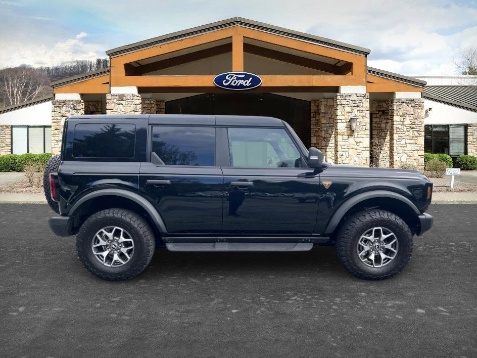 Used 2025 Shadow Black Ford Badlands image 4