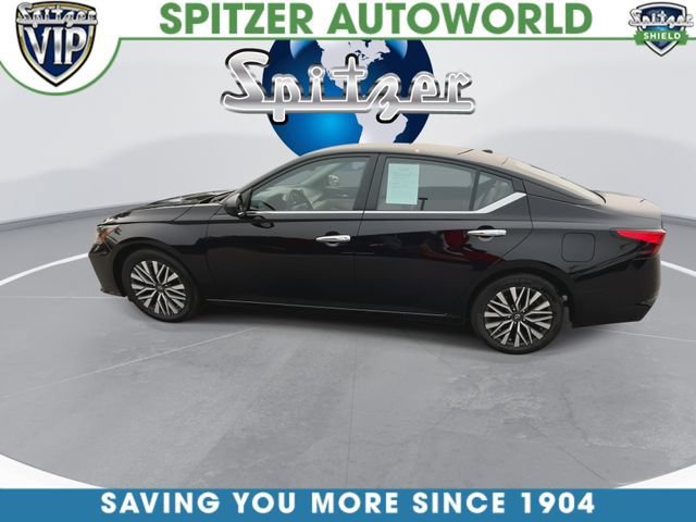 Used 2024  Nissan 2.5 SV image 5