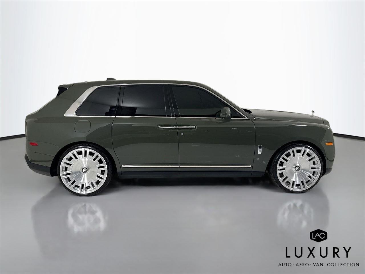 Used 2024 Silver Rolls-Royce  image 5