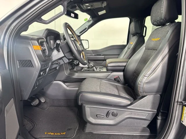 New 2026 Carbonized Gray Metallic Ford Tremor image 10