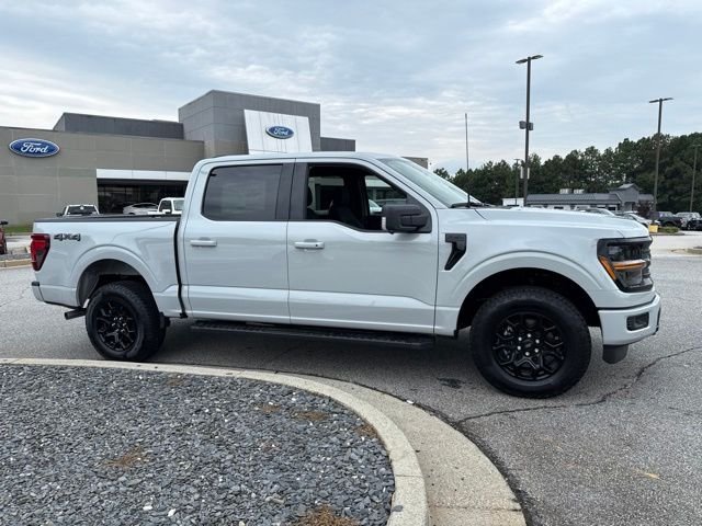 New 2026 Avalanche Ford XLT image 1