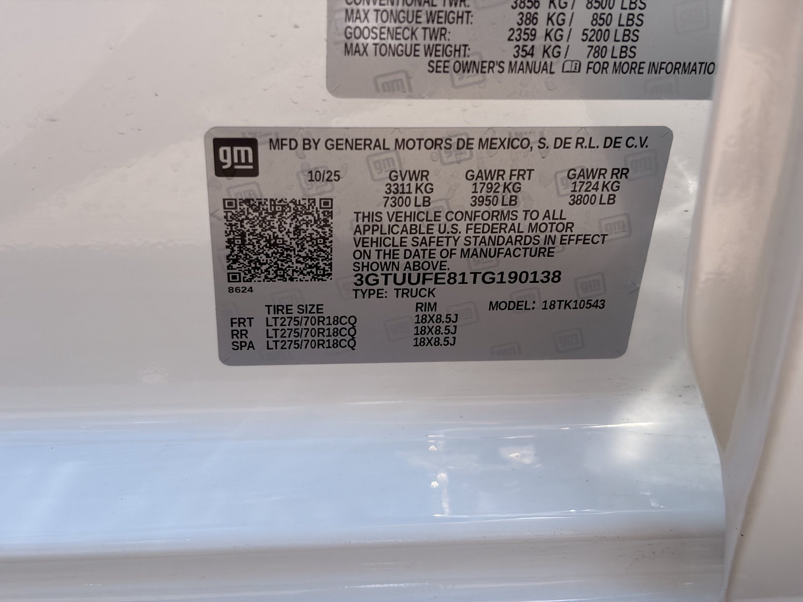 2026 GMC Sierra 1500 AT4X - Photo 38