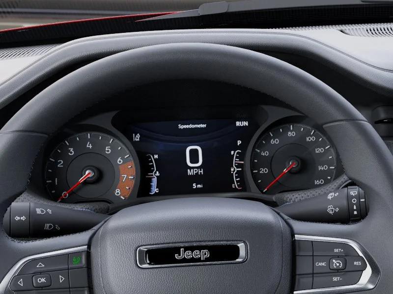 New 2026 Red Hot Pearl-Coat Exterior Paint Jeep Latitude image 17