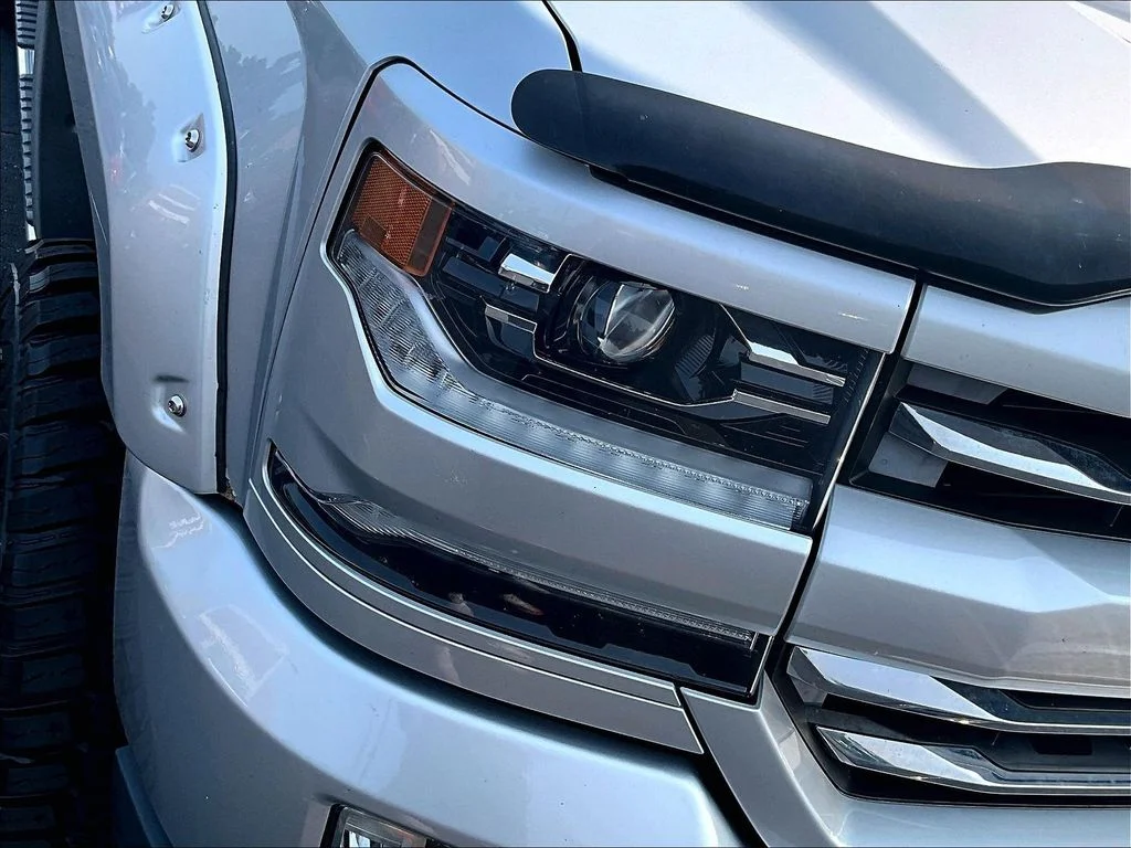 Used 2017 Silver Chevrolet LTZ image 27