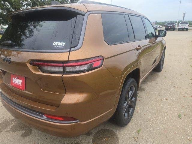 New 2027 Copper Shino Metallic Clearcoat Jeep Limited image 20