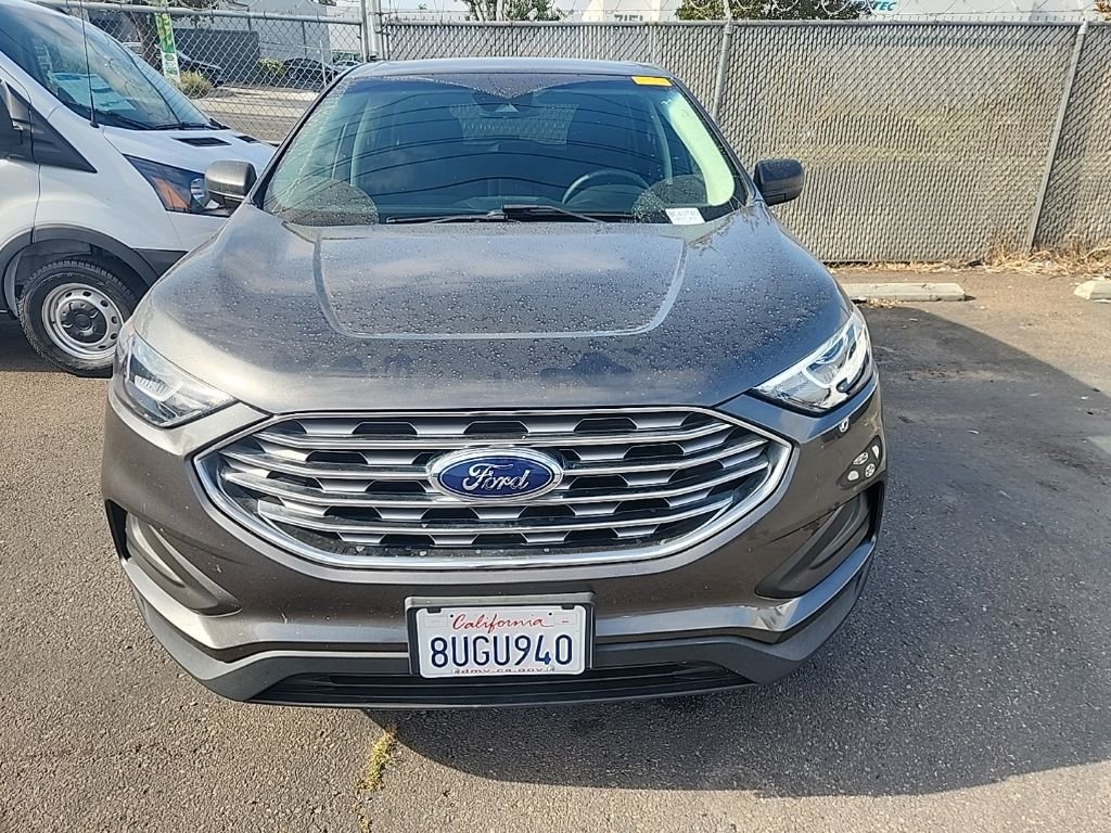 Used 2020 Gray Ford SE image 2