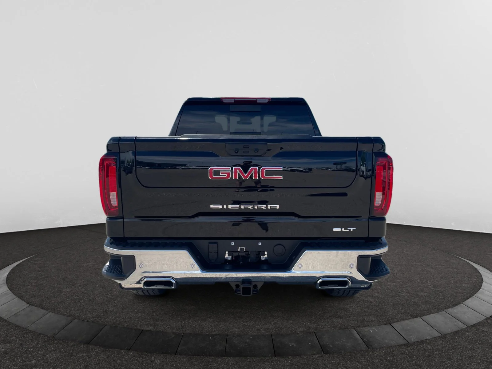 New 2026 Onyx Black GMC SLT image 4