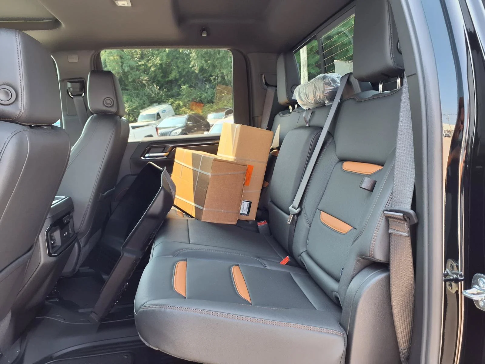 New 2026 Onyx Black GMC AT4 image 8