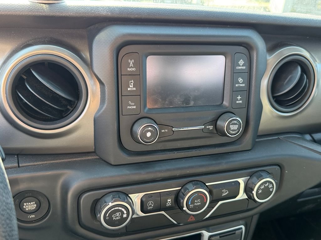 Used 2018 Black Clearcoat Jeep Sport image 9