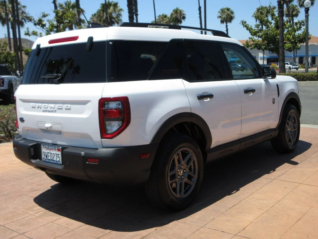 Certified Used 2025 Oxford White Ford Big Bend image 4
