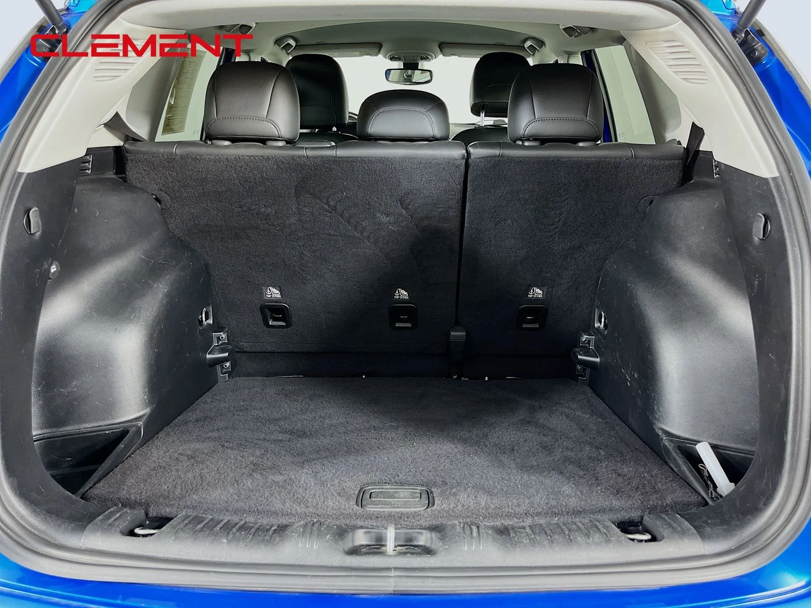 Used 2019 Blue Jeep Limited image 10