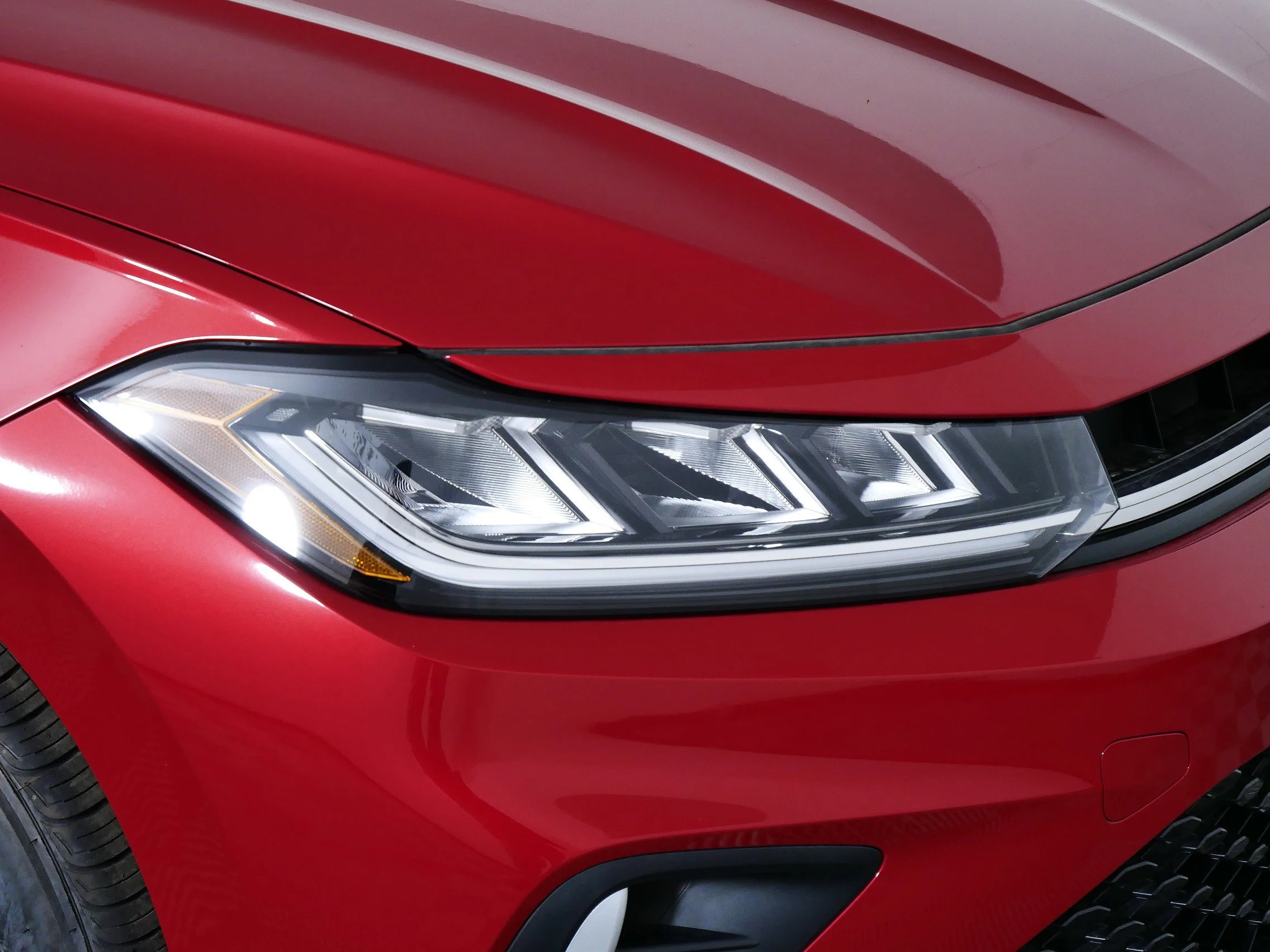 New 2026 KINGS RED MET W Volkswagen SE image 10