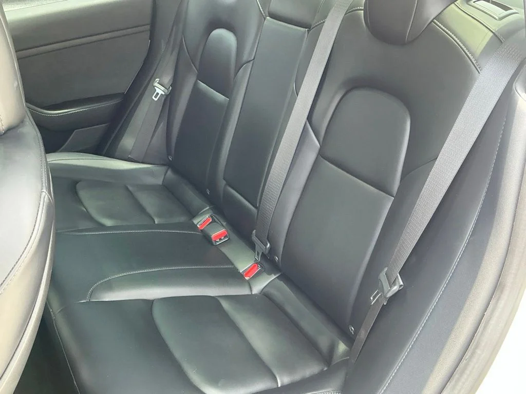Used 2021  Tesla Standard Range Plus image 28