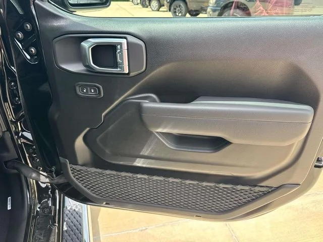 New 2026 Black Jeep 85th Anniversary Edition image 14