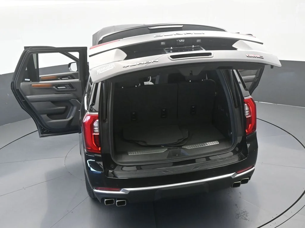 Used 2025 Onyx Black GMC Denali image 74