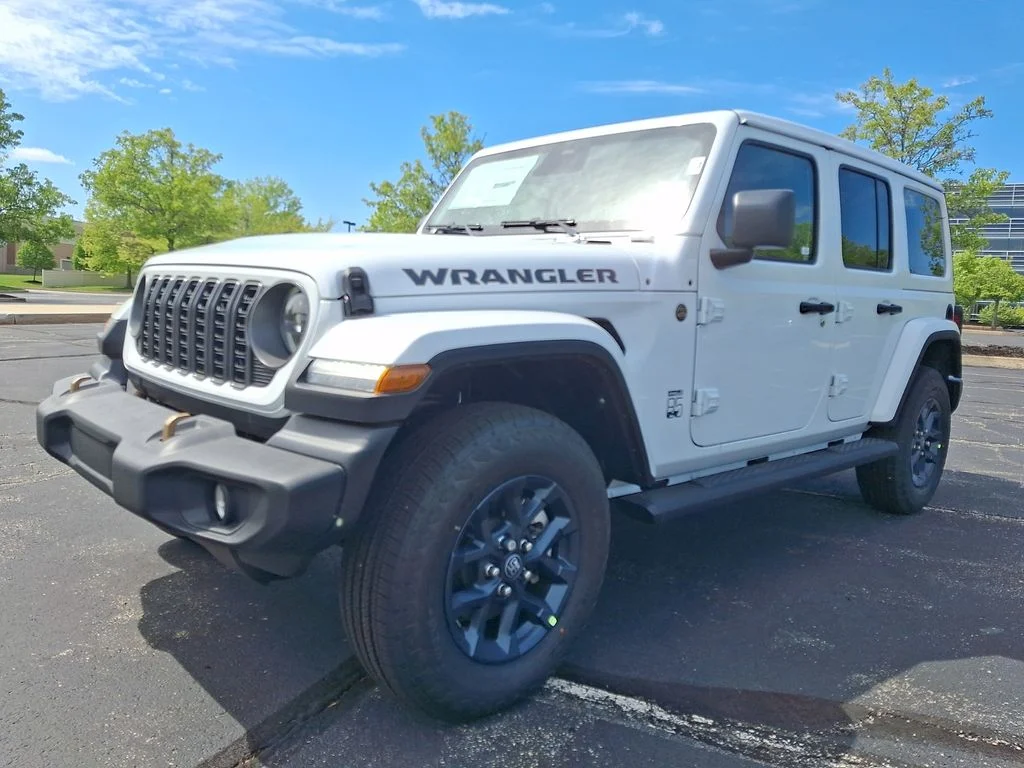 New 2026 Bright White Clear-Coat Exterior Paint Jeep 85th Anniversary Edition image 2