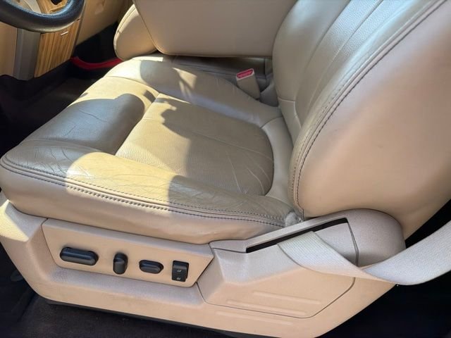 Used 2011 Bronze Metallic Ford Lariat image 11