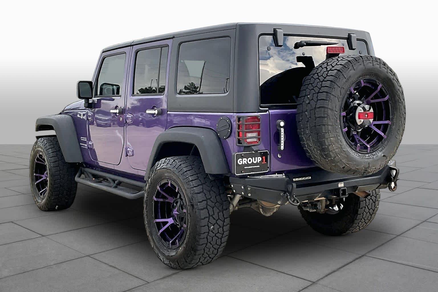 Used 2018 Xtreme Purple Pearlcoat Jeep Sport S image 11
