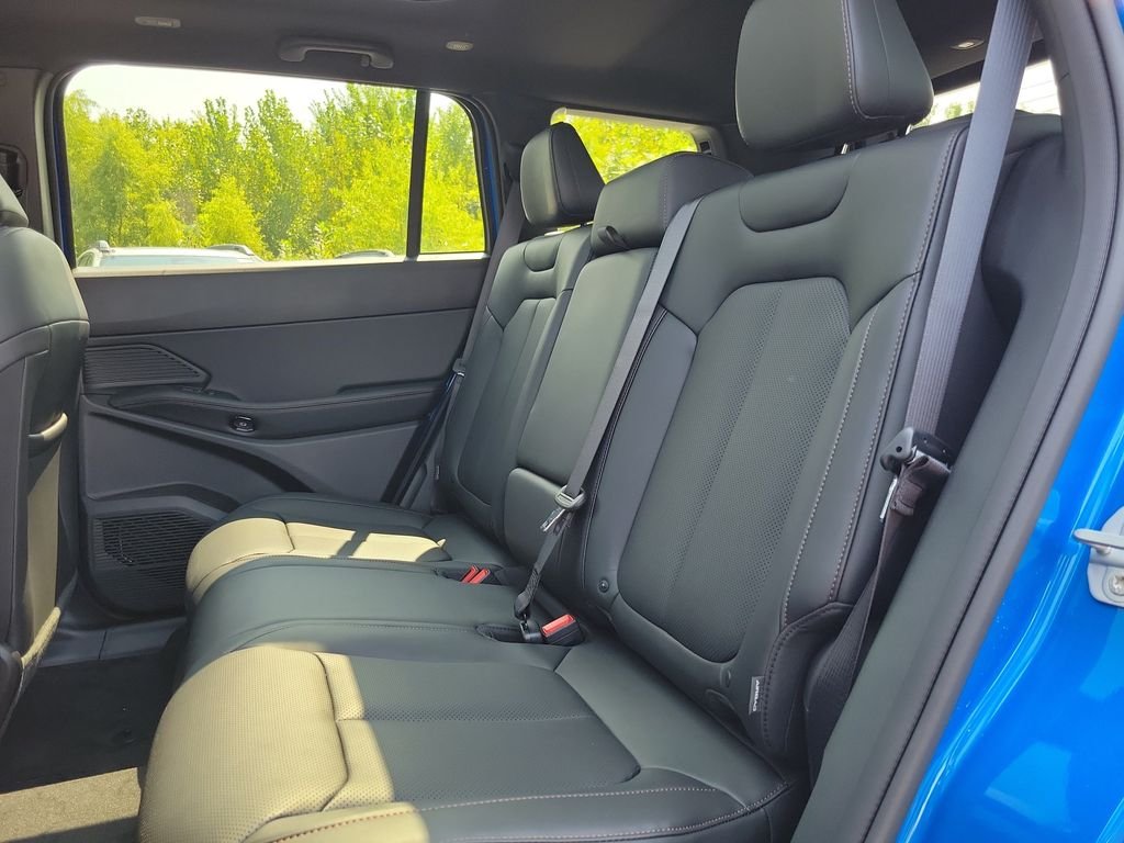 New 2026 Hydro Blue Pearlcoat Jeep Limited image 11