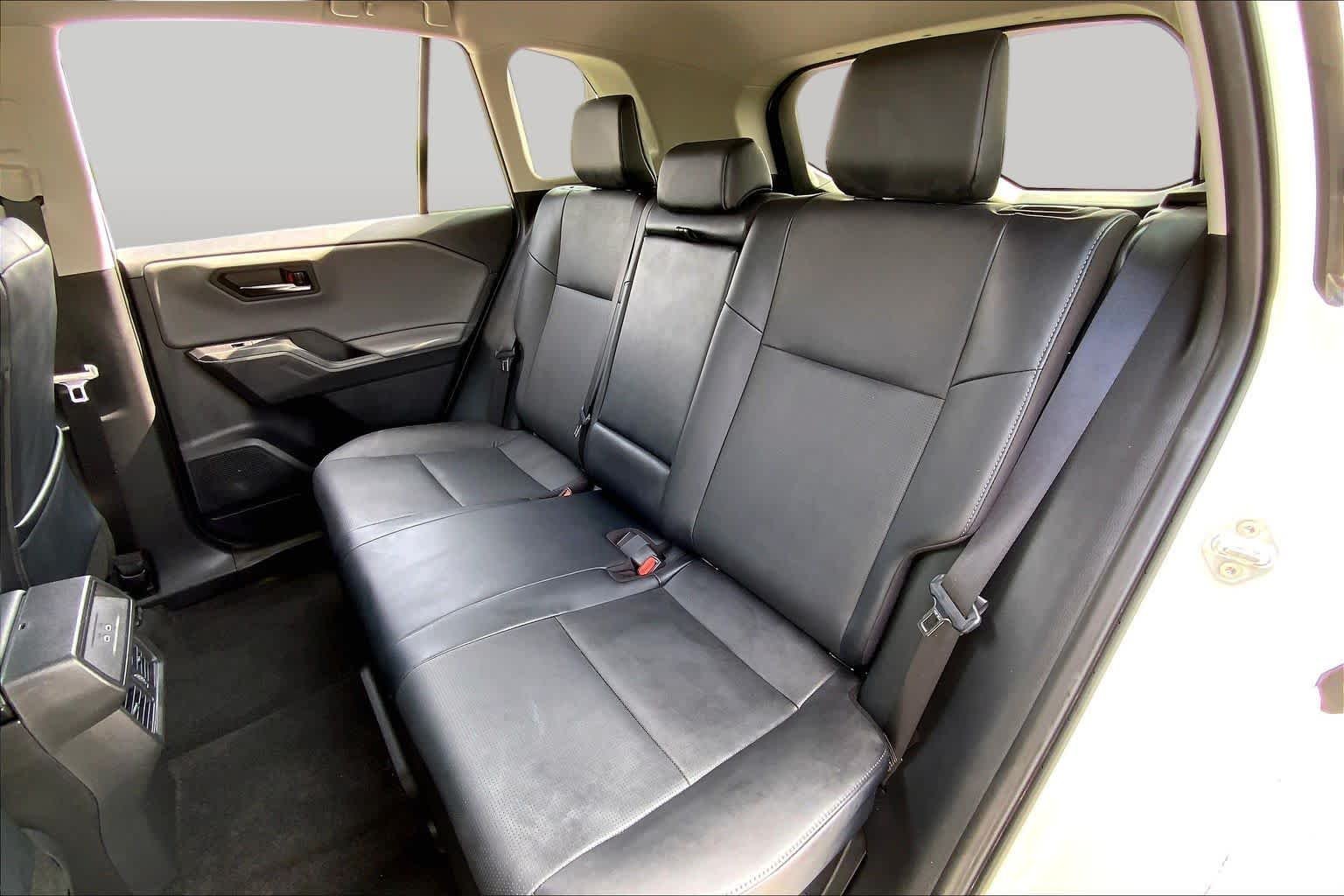 Certified Used 2026 Ice Cap Toyota XLE Premium image 20