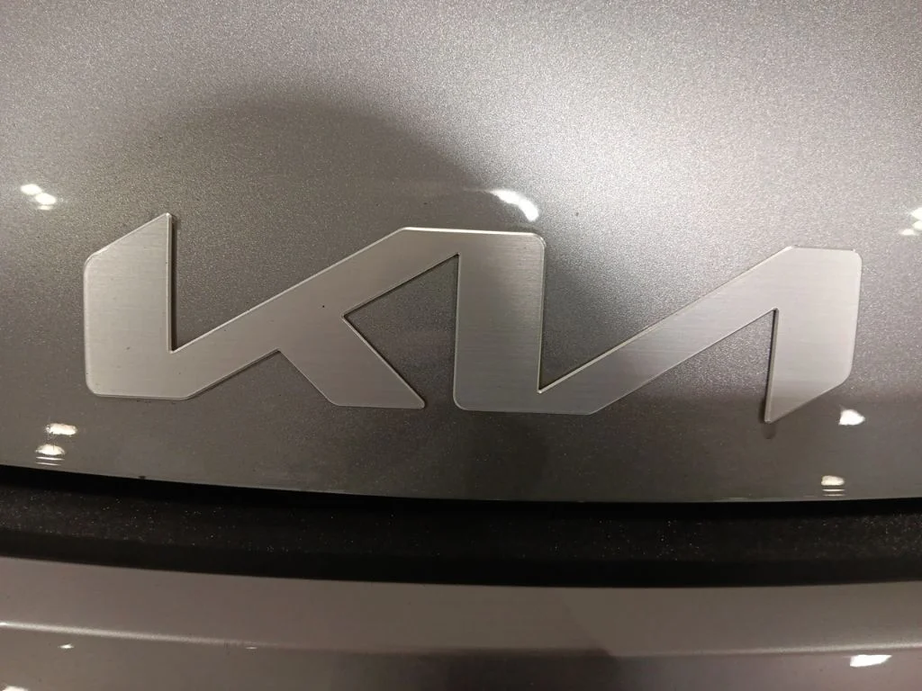 Used 2026 Steel Gray Kia LX image 19