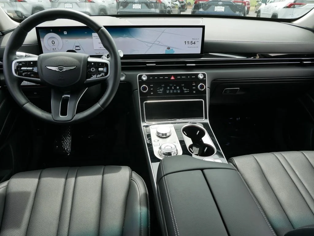 Used 2026 White Genesis 2.5T image 13