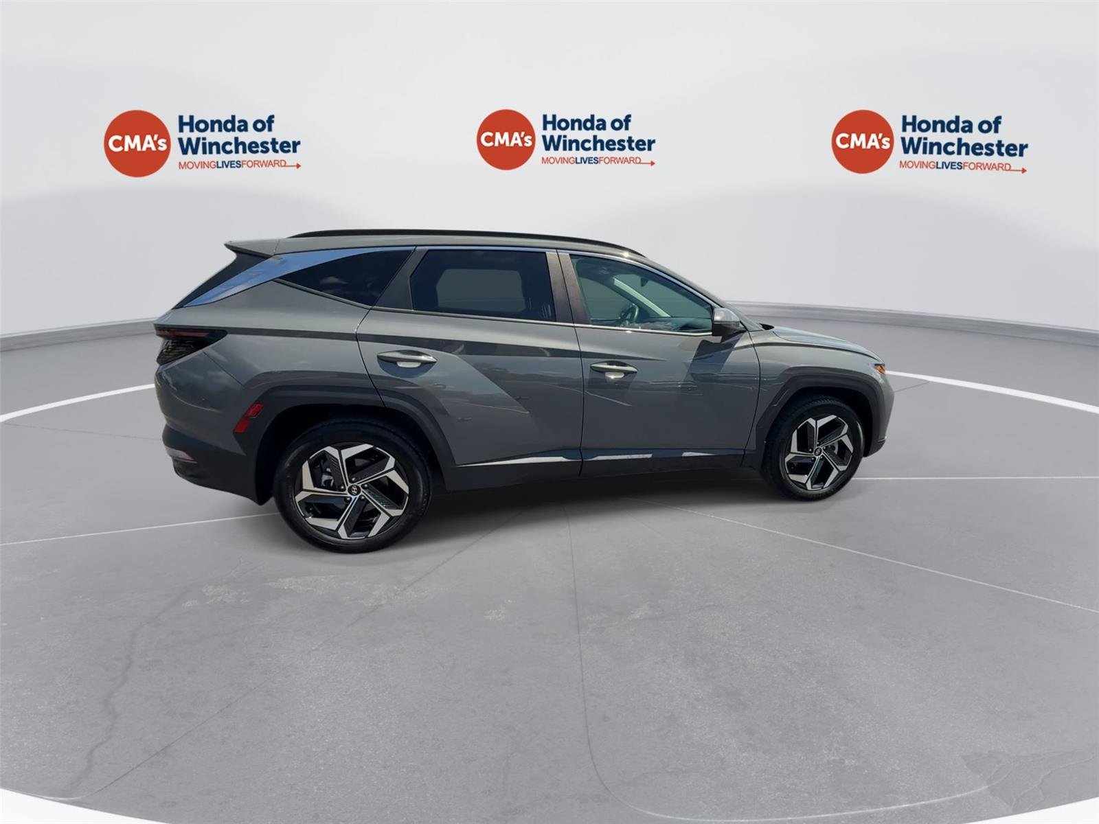 Used 2024 Hampton Gray Hyundai SEL image 8